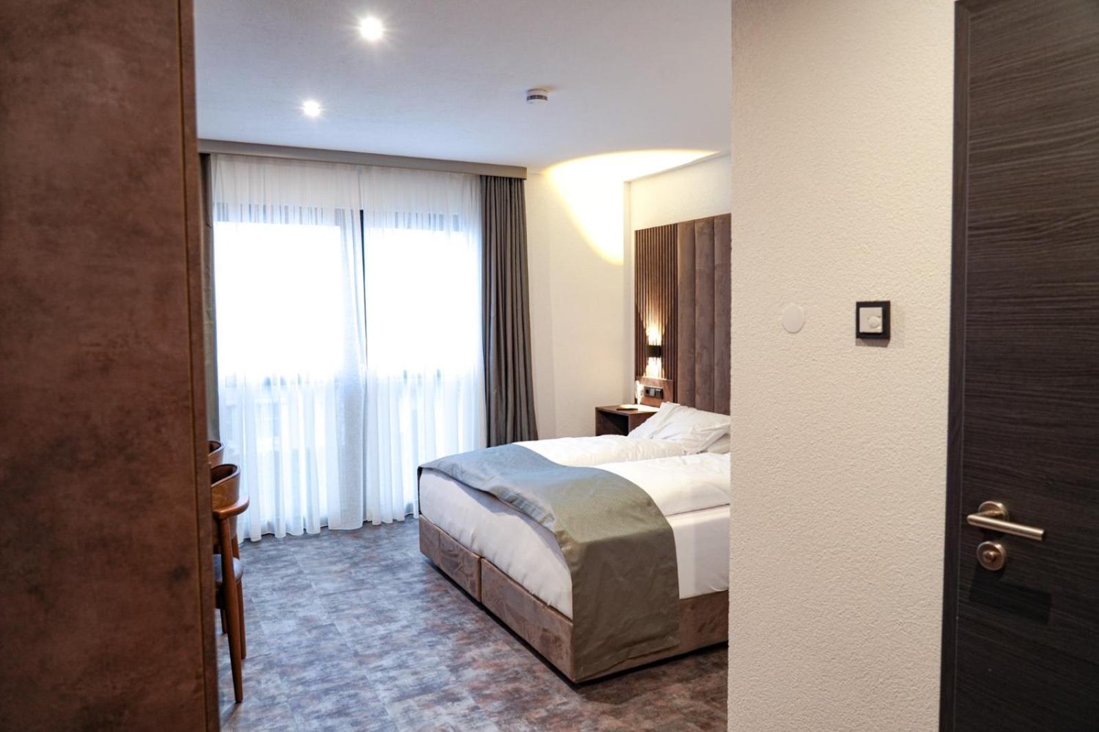 Jg Hotel Antoniergasse Меминген Екстериор снимка