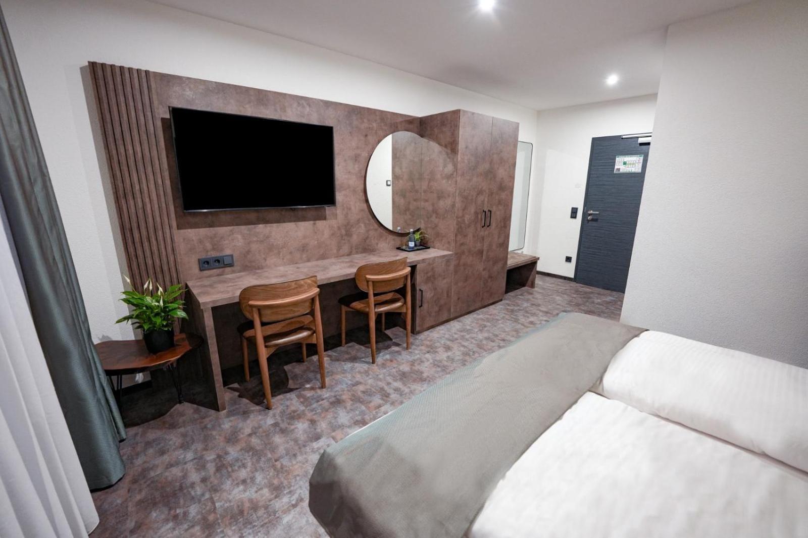 Jg Hotel Antoniergasse Меминген Екстериор снимка
