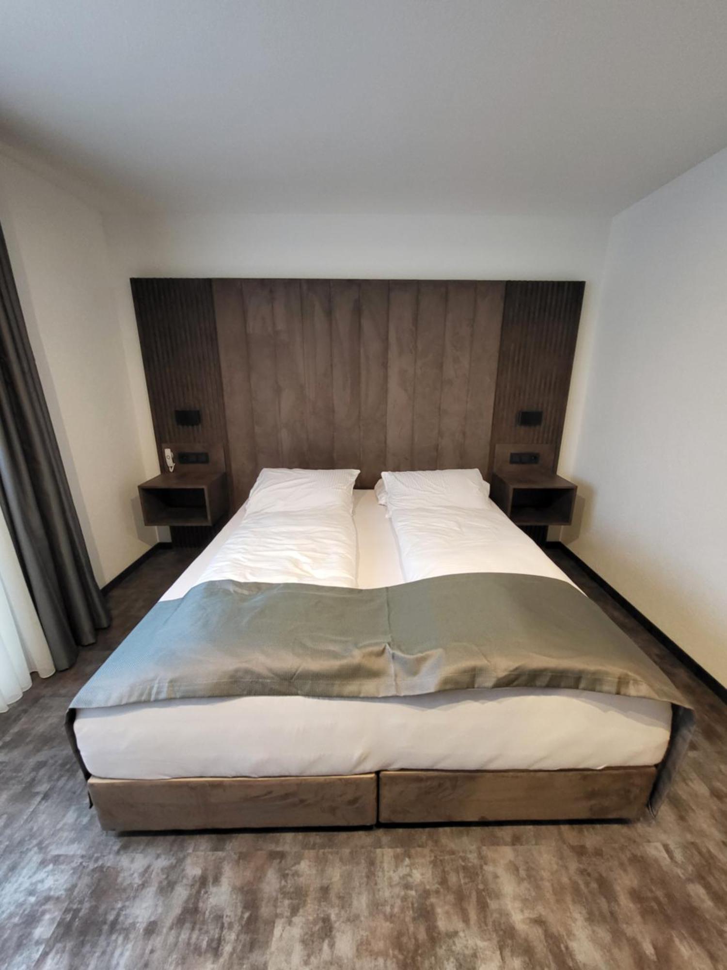 Jg Hotel Antoniergasse Меминген Екстериор снимка